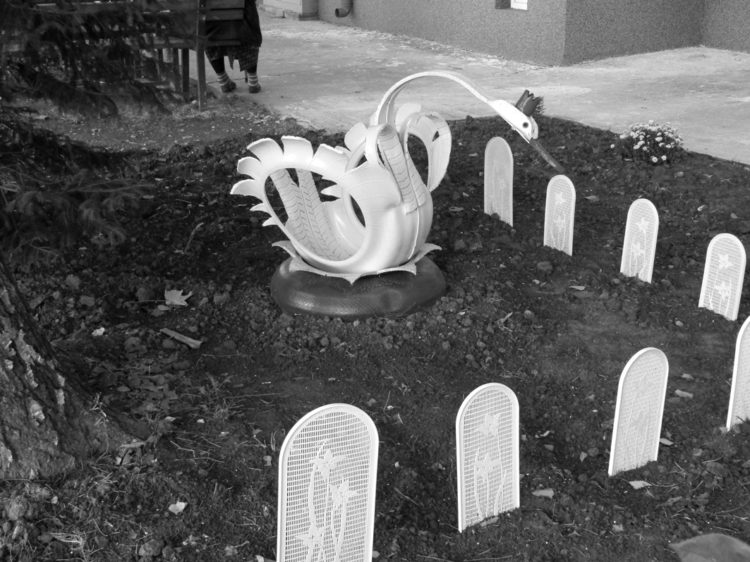 Още сто семейства се радват на нов саниран блок