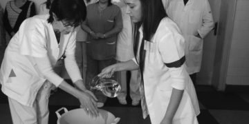 Бабинден празнуват в АГО с ритуала “измиване на ръцете”