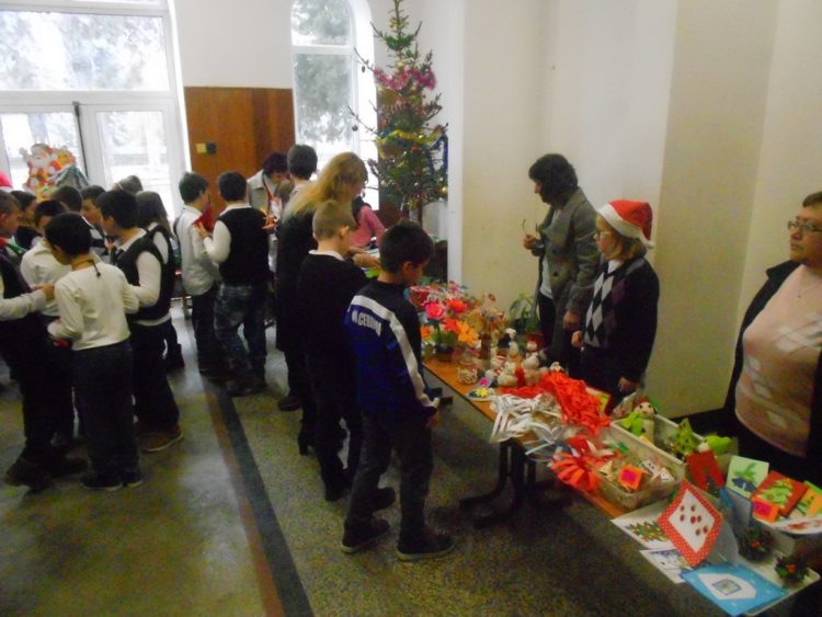 1 902 лв. дариха ученици и учители от СУ “В. Левски” за лечението на Светла