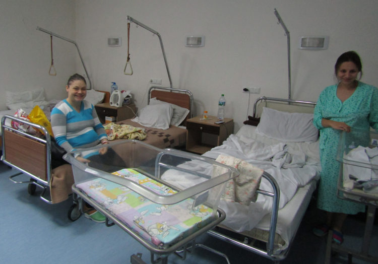 Ремонт на операционна зала и лекарски кабинет в АГО обещаха от “Идеал Стандарт – Видима”