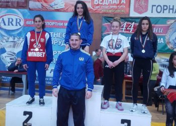 Златен медал за Мерал Зиберова и приз за най-резултатна в борбата на Държавното първенство