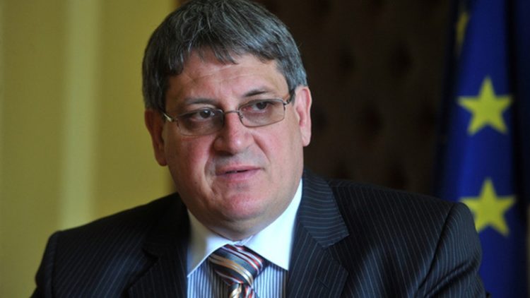 Д-р Цеков: “Според мен е важен диалогът, а не толкова протестът”