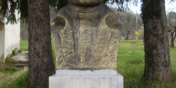 Паметник на Дядо Фильо Радев ще има и в Севлиево