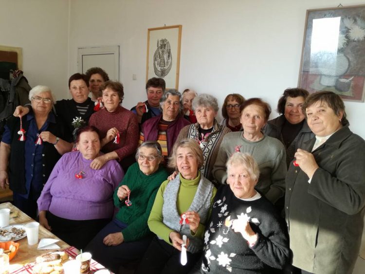 Основаха клуб по ръкоделие “Хиревки” за мъдри женски занаяти