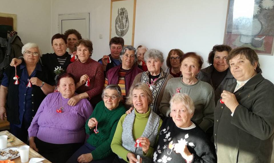 Основаха клуб по ръкоделие “Хиревки” за мъдри женски занаяти