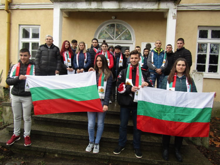 В Конака… признателни наследници почетоха Апостола на свободата