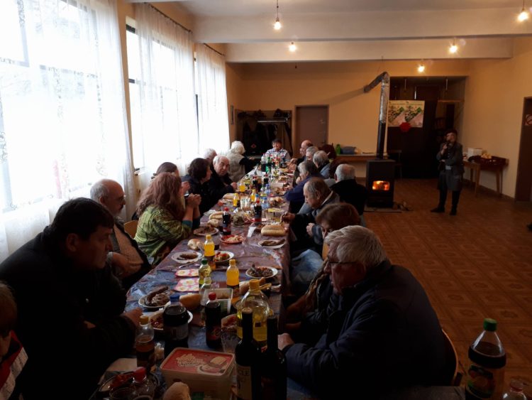 Младенчани и крушевци почетоха свети Трифон