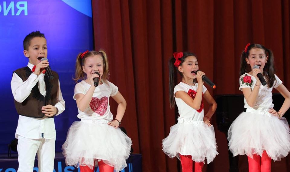 Ценка Горалова с приз “Най-добър вокален педагог”, певците от Upstream Voices с отличия от “Път към славата”