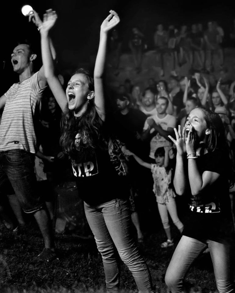 ФСБ превземат средновековния град-крепост “Хоталич” за втория рок фест