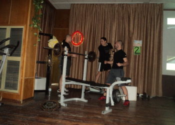 Гимназистите от СУ “В. Левски” с шоу доказаха, че ключът към здравето се крие в балансираното хранене