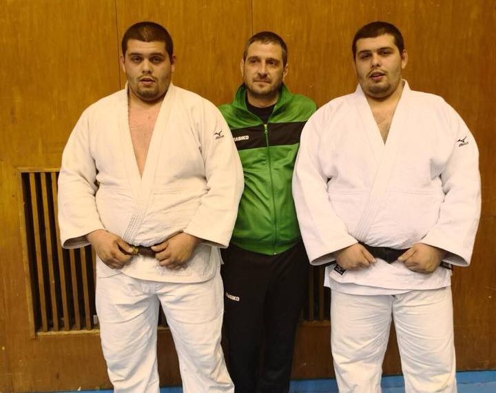 Медали за Венцислав и Христо, избрали родния “Раковски” пред големите грандове