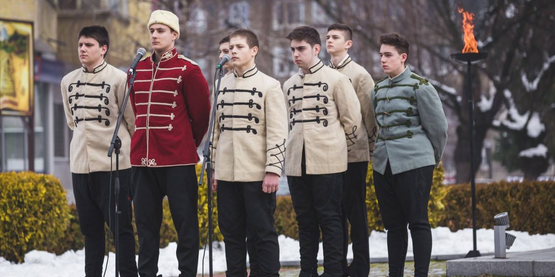 Признателни потомци на героите отбелязаха 140 години Свободна България