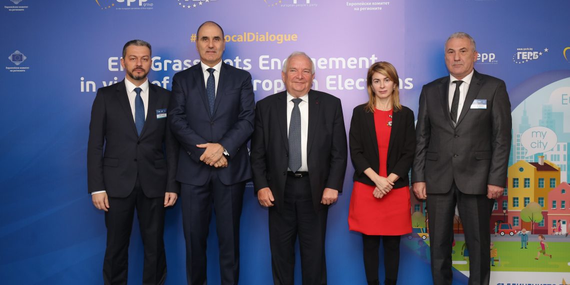 Жозеф Дол се срещна с кметовете на Севлиево, Габрово и Дряново