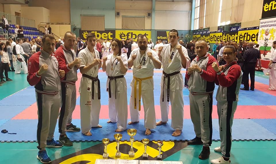 Успех за каратеките – призьори от Републиканския шампионат