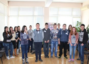 Проект “Таланти – Фестивал на художествената самодейност” реализират в ПГМЕТ