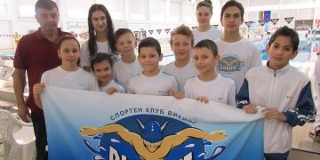 Плувците на “Викинг” сред златните рибки в международен турнир