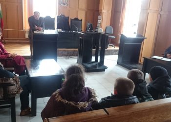 Малките шерифи гостуваха в съдебната палата в Севлиево