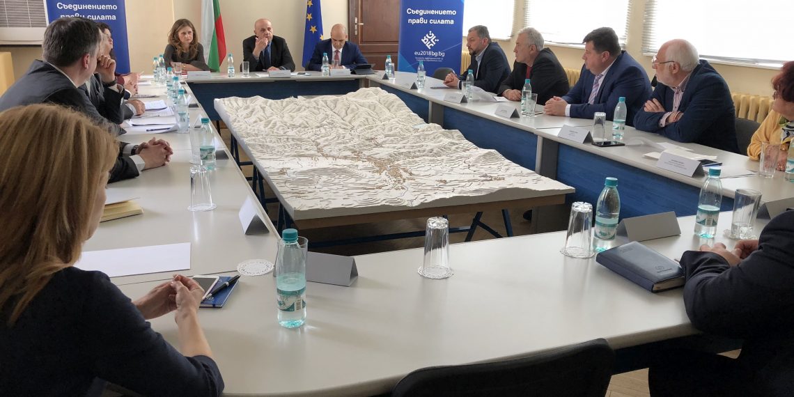 Вицепремиерът Томислав Дончев участва в среща под наслов  “Обединени стратегии за реализиране потенциала на местния бизнес” в Габрово