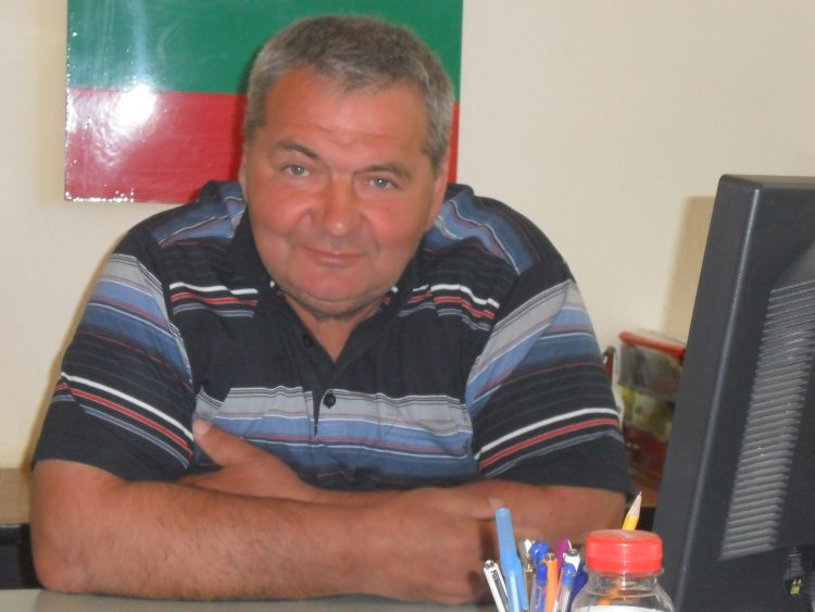 Иван Колев: ”Мераклия съм с.Младен да се оживи, да се върнат хората в бащините си къщи и да ги изпълнят с живот”