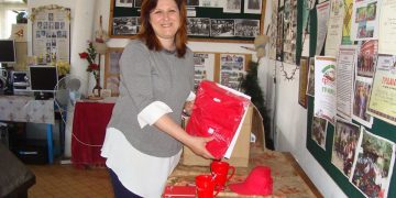 Самодейките от Сенник получиха благодарствен адрес от Кристина Сидорова