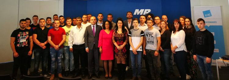 Европарламента посетиха ученици от ПГМЕТ по покана на Илхан Кючюк