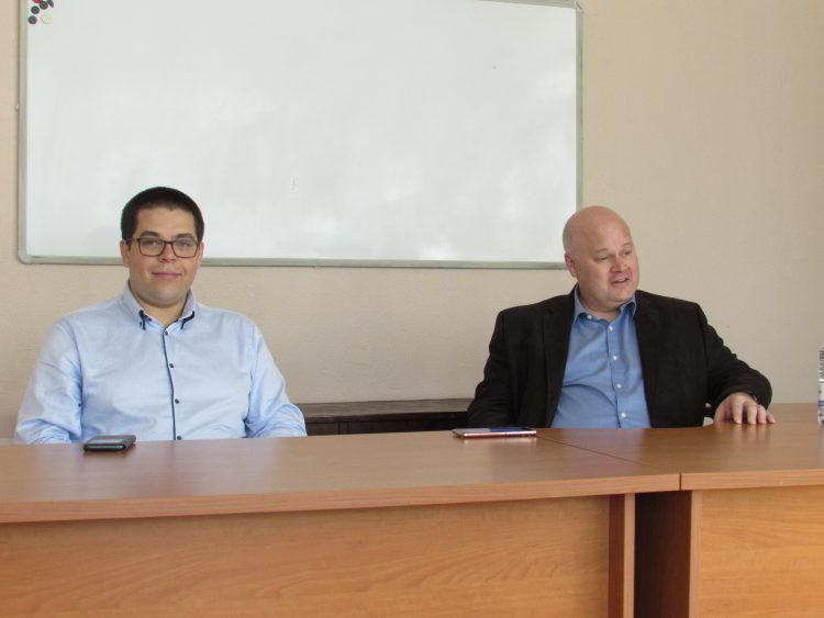 Проф. Синто: “За успешното представяне най-важни са подготовката по темата и представянето й”