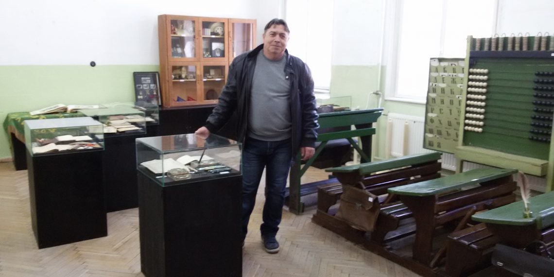 Музеят на образованието отвори врати за посетители, откриването предстои