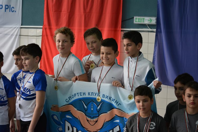 Порой от медали и призови отборни класирания за златните рибки на “Викинг”