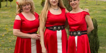 Трио “Звън” на Великденски празник в Малиново