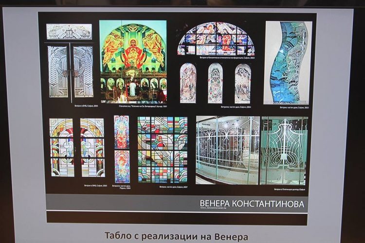 С картините на Венера Константинова пролетта настъпи в галерия “Видима”