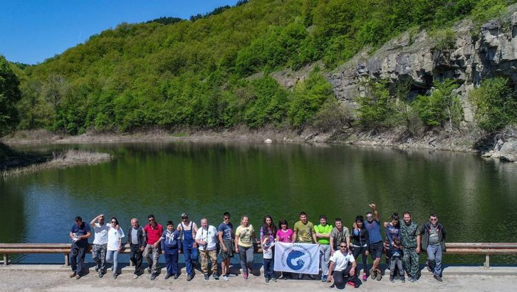 Над 600 кг по-малко боклуци в района на язовира