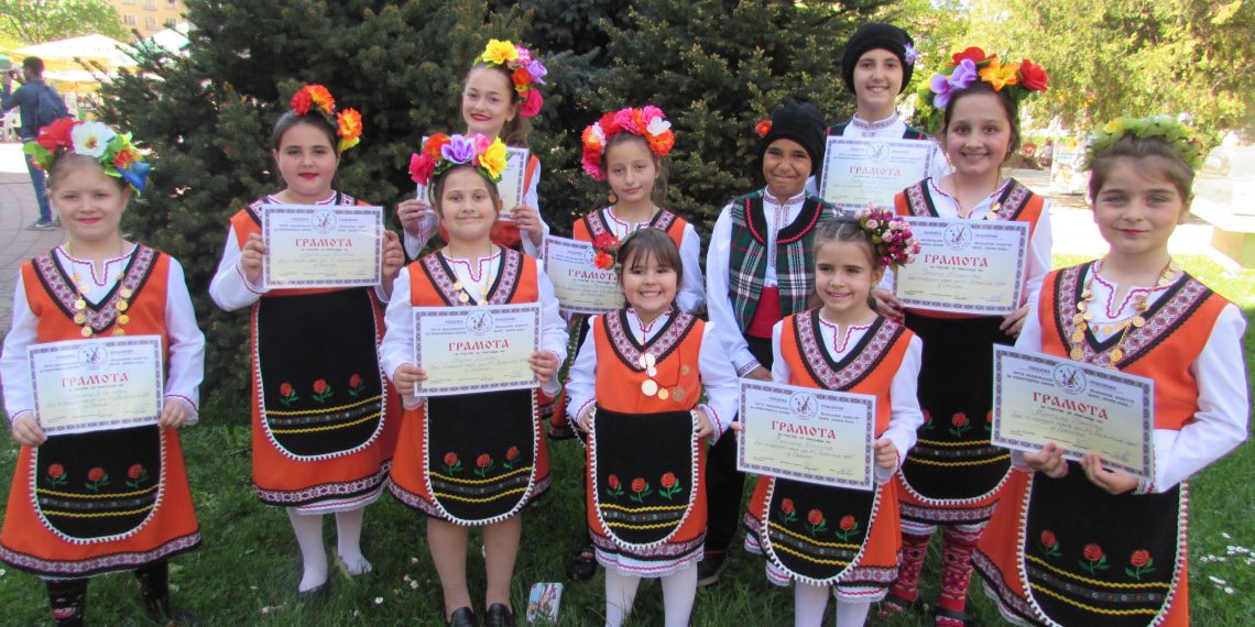 Най-добрите певци на северняшки песни – с награди от конкурса “Море песен екна…”