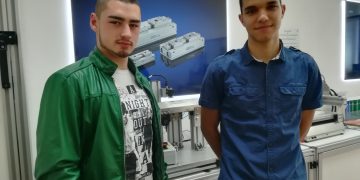 Борис Тодоров от ПГМЕТ е лауреат от олимпиадата по техническо чертане