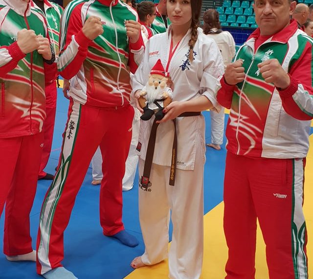 Теодора Касабова спечели бронз от Европейското първенство по карате в Полша