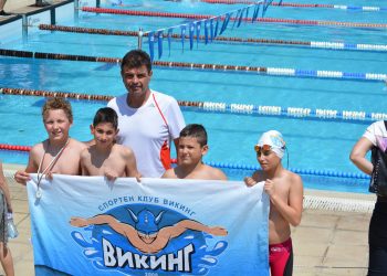 Сребърно отличие за плувеца Никола Белоев от международния турнир “Спартак”