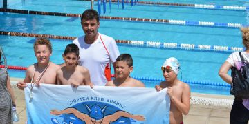 Сребърно отличие за плувеца Никола Белоев от международния турнир “Спартак”