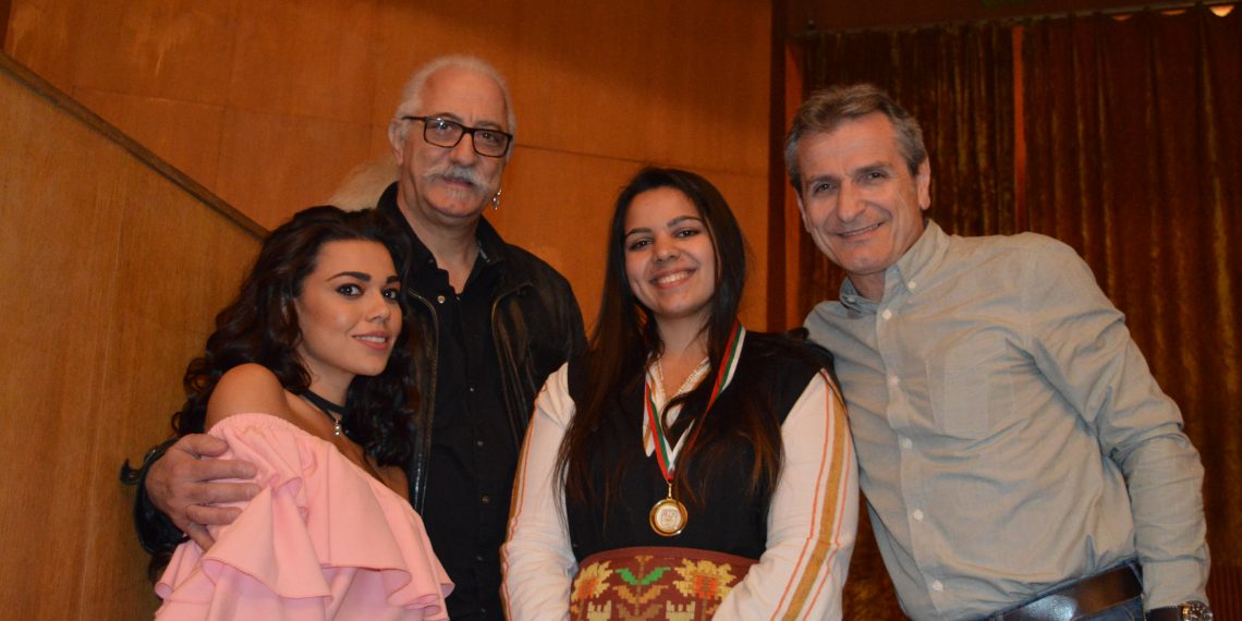 Златни медали спечелиха с патриотични песни Лъчезар и Мария от Детския комплекс