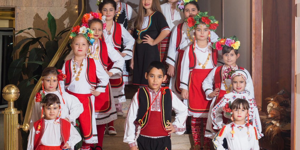 Славейчетата на Цветина Маринова обраха медалите от “Песенна дъга над Кутев”