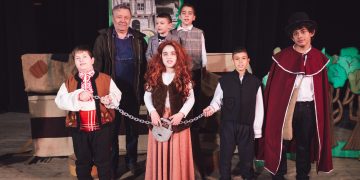 Актьорите от трупата на Никола Узунов – с втора награда от фестивала “Малкият принц”