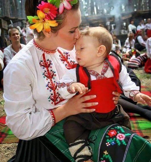 Фотографът Асен Великов показва “Различната България” на фестивала “Семе българско”