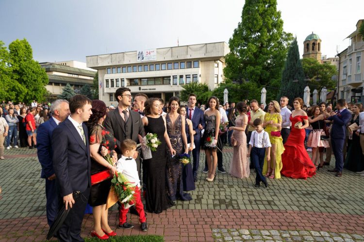 Честито завършване, абитуриенти от Випуск 2018!