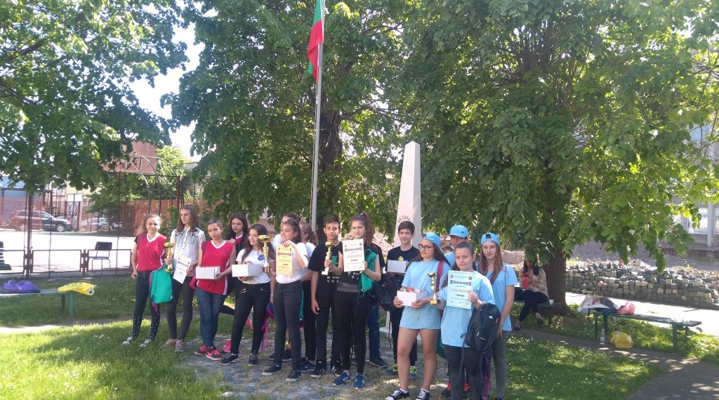 Отборът на Гимназията – трети в областния кръг на състезанието за защита при бедствия