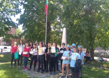 Отборът на Гимназията – трети в областния кръг на състезанието за защита при бедствия