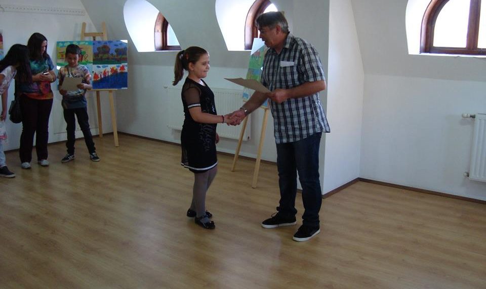 Наградиха победителите в общинския кръг на конкурса “С очите си видях бедата”