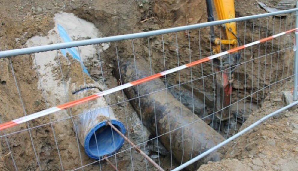 От днес подменят водопроводи на две главни улици, няма да спират водата.