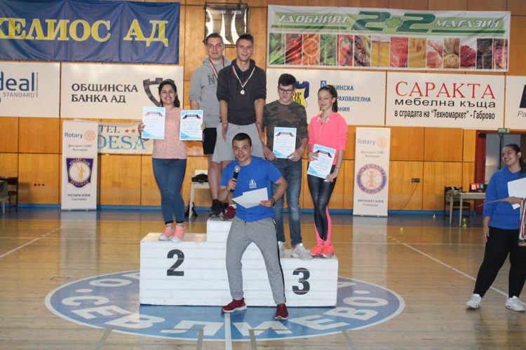 В духа на феърплея, с много емоции премина турнирът по бадминтон на Интеракт