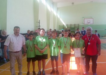 Бадминтонистите на Друмев и Кацарски – трети в страната на “Ученически игри”