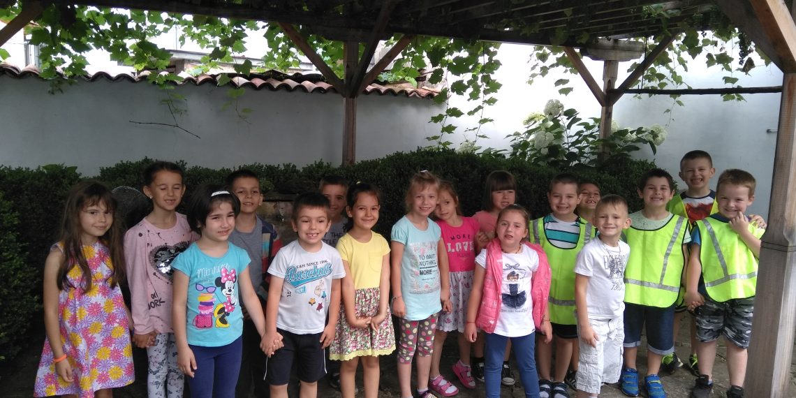 За Еньовден разказват деца от “Пролет” в Дандоловите къщи