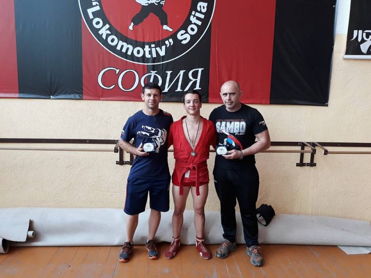 Евгени Генов и Емил Асенов – с почетни медали за национален принос и развитие на самбото