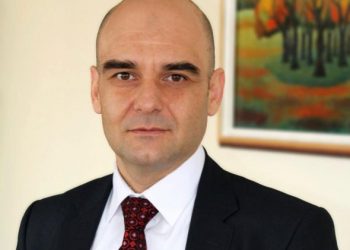 Николай Сираков: ”Подкрепям настойчивостта на майките с деца с увреждания проблемът да се реши сега и веднага!”